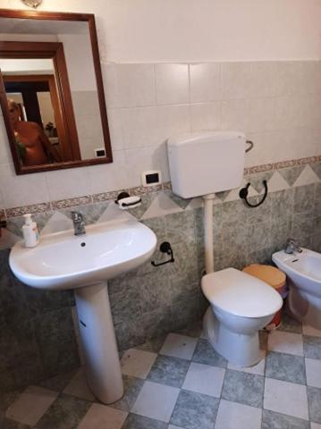 B B Casa Vacanze Il Pino Di Pino Lascari Exteriér fotografie